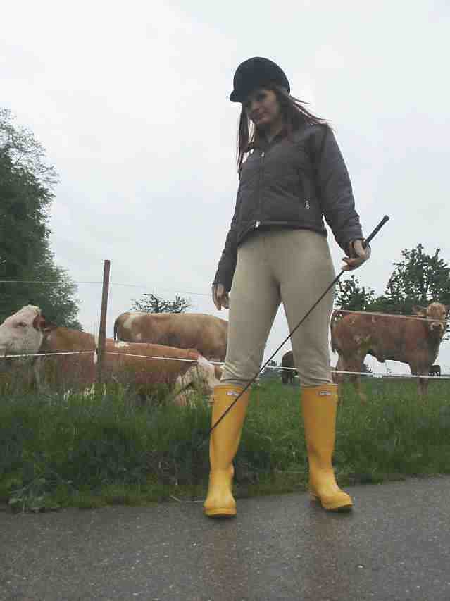 Sandy in jods and wellies 9695-sandy-in-jods-and-wellies.jpg