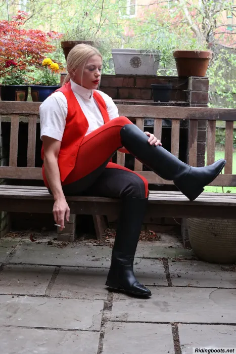 Thumbnail for images of Tori on Ridingboots.net